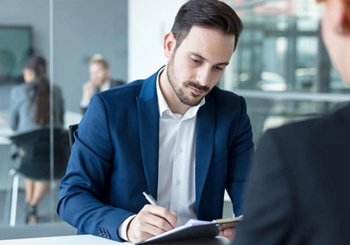 Uy tín từ người dẫn đầu